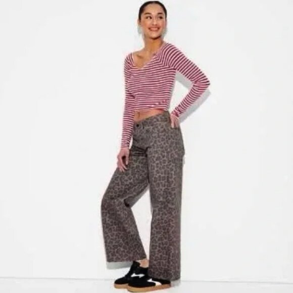 NWT Wild Fable Leopard Print Low Rise Baggy Jeans Size 8 31" Inseam - Picture 3 of 10